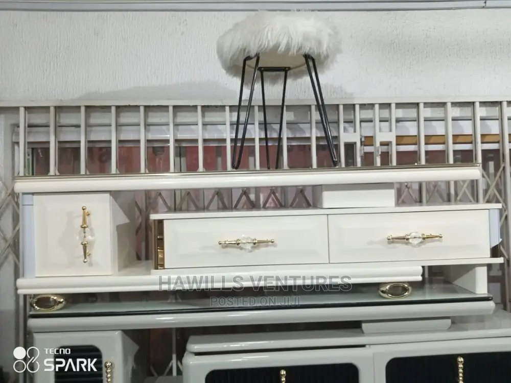 Modern TV Sand Stand