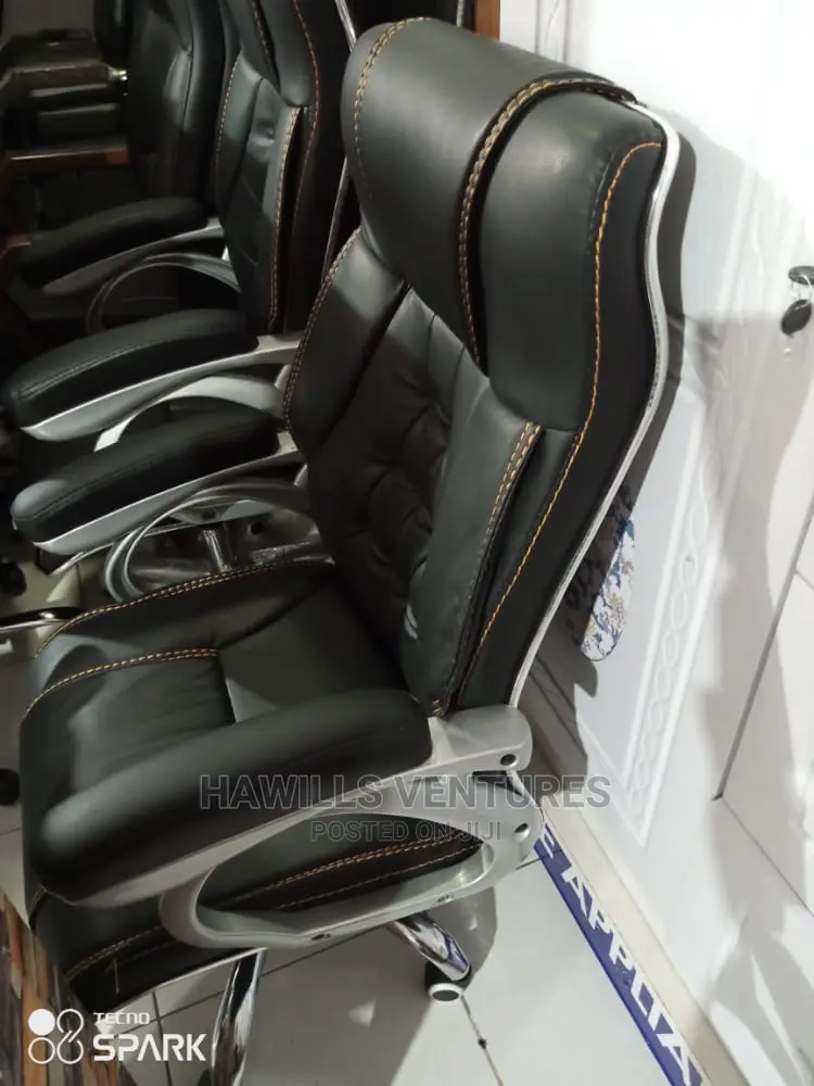 Workpro Black Chair