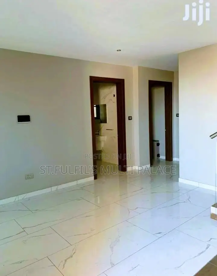 5bdrm House in East Around Ghana for rent