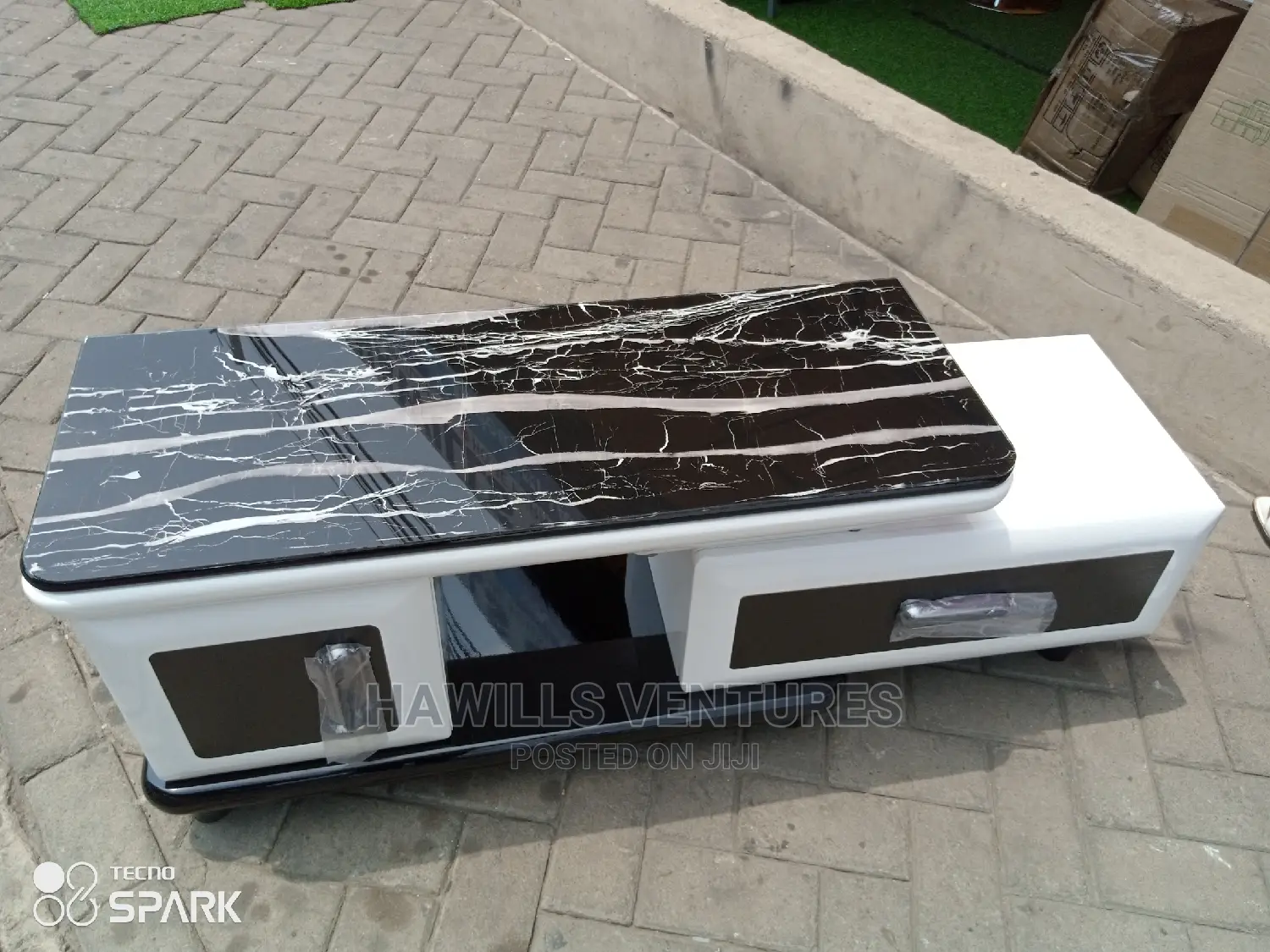 Black Design Tv Stand