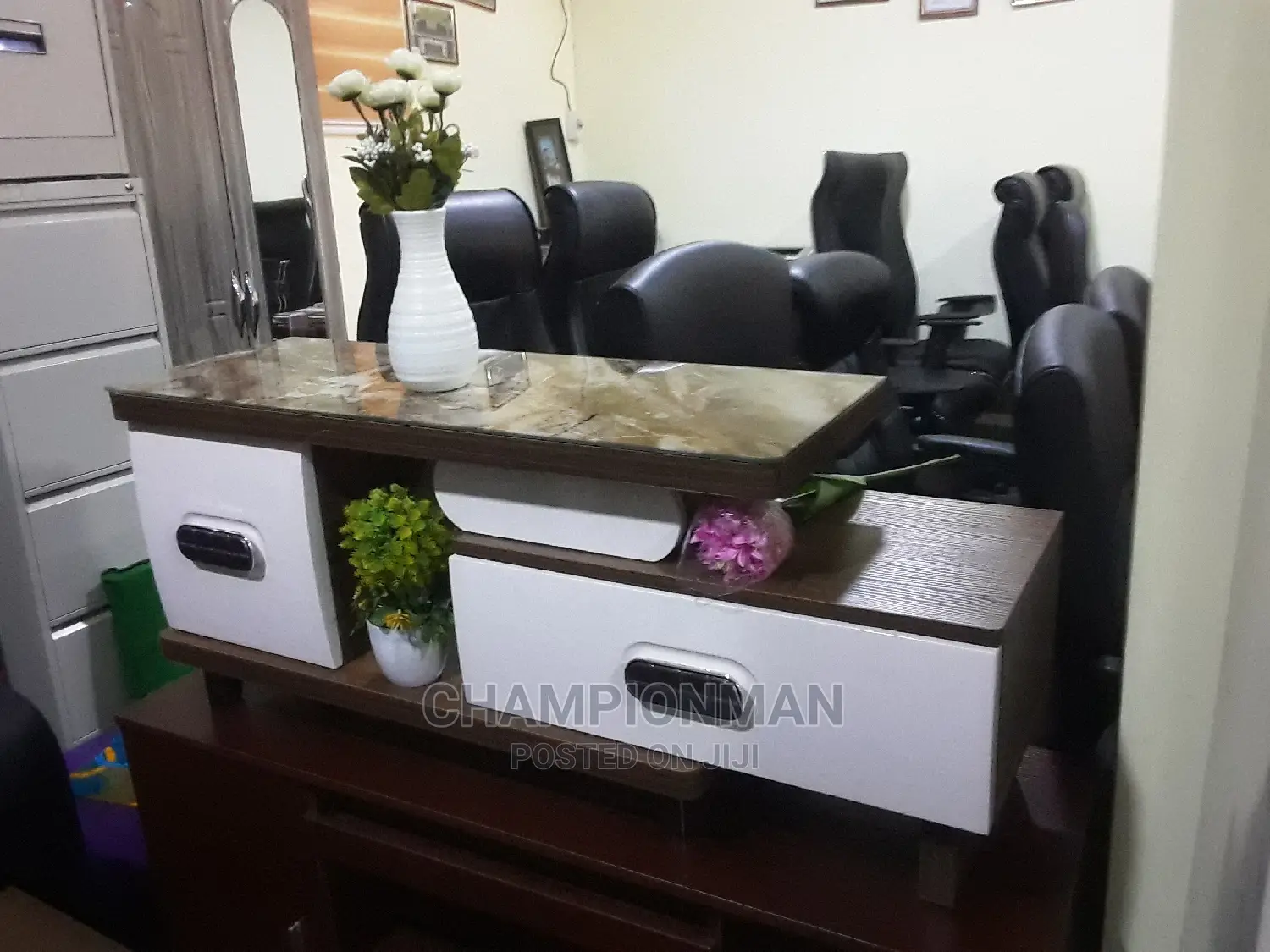 Tv Stand Adjastable
