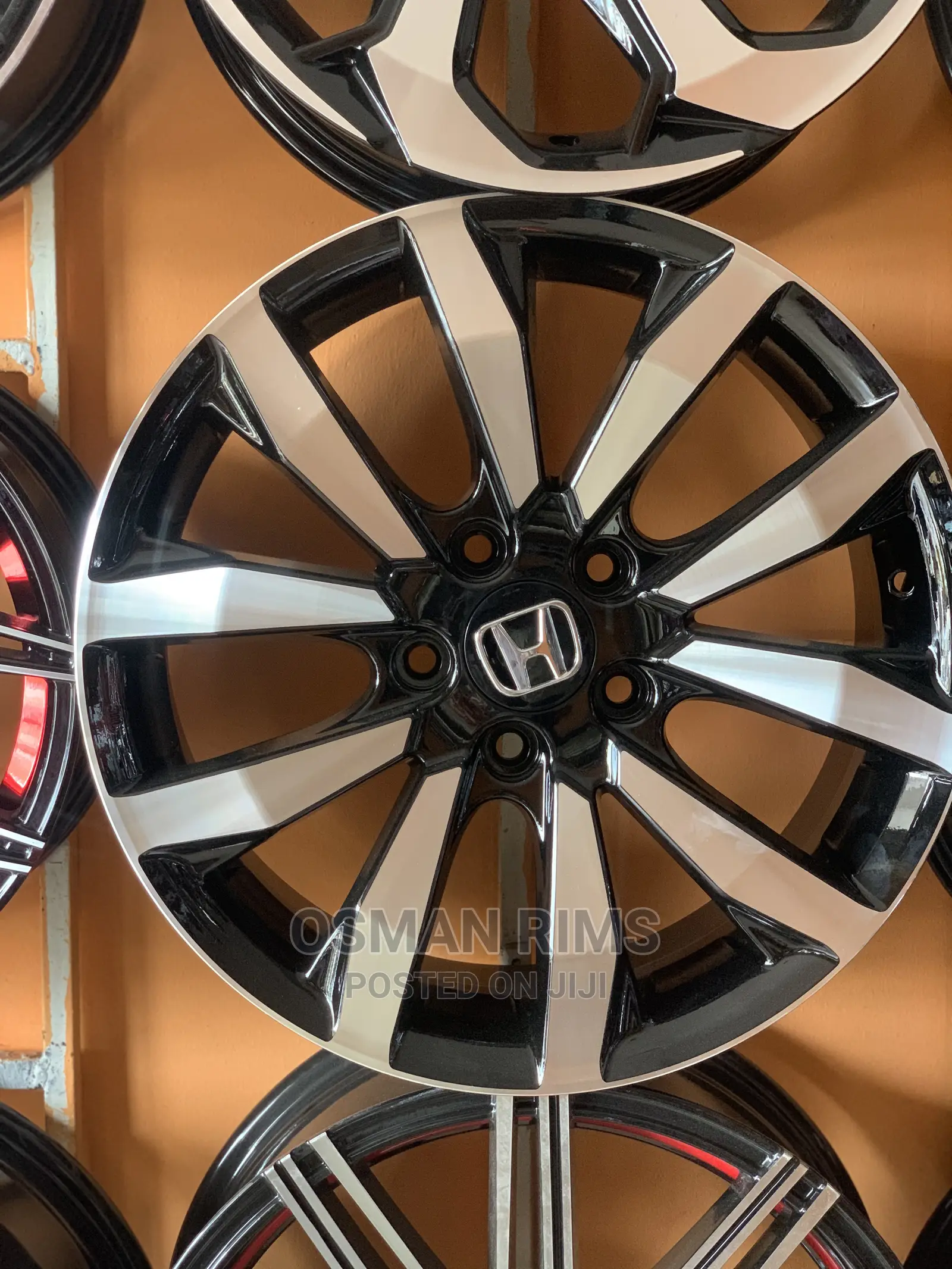 Honda Alloy Rim 17’’”