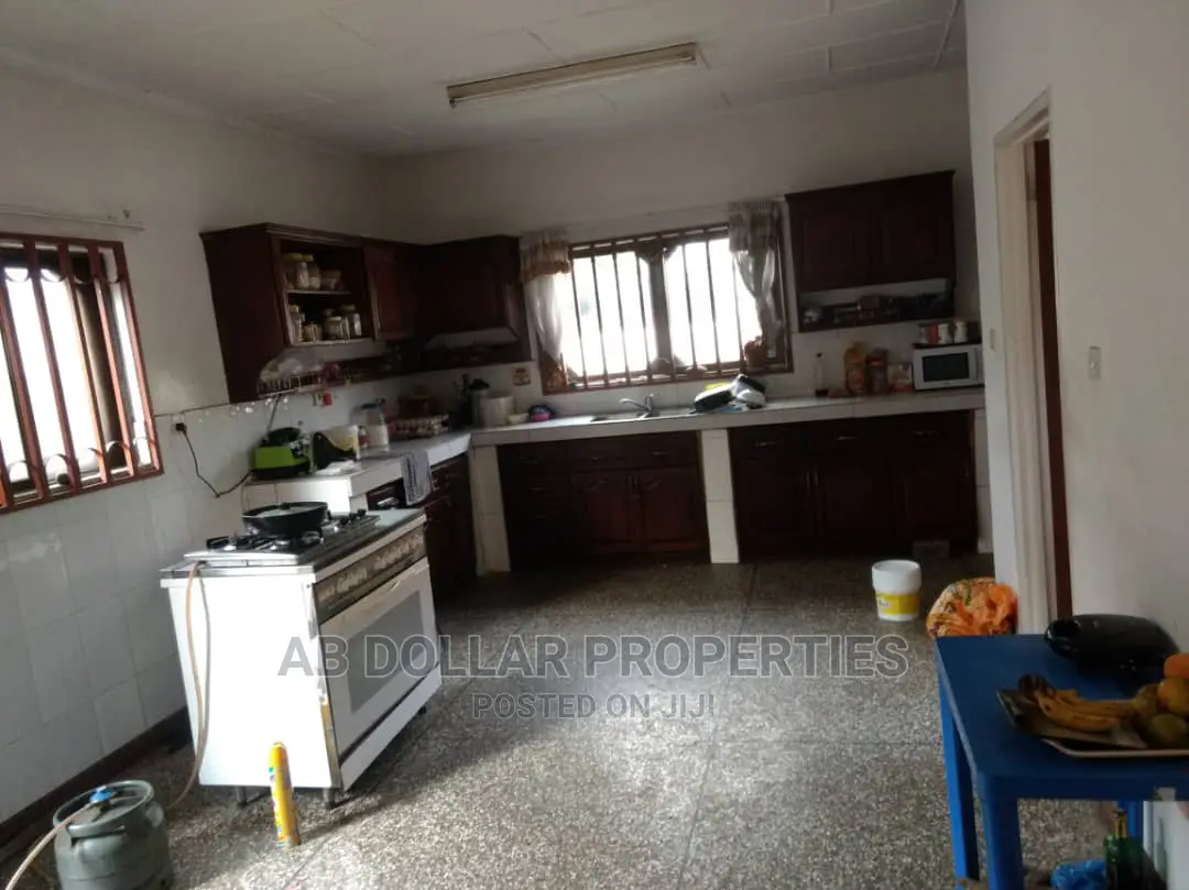 4bdrm House in Regimanuel Gray Estates for Sale