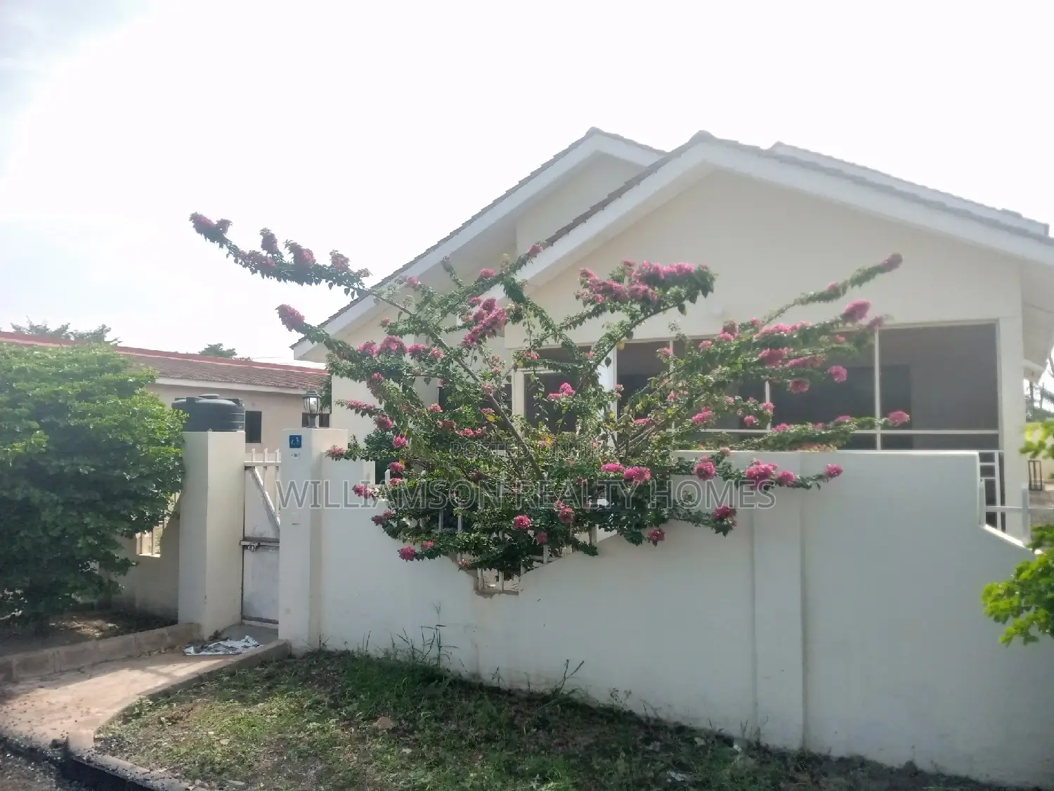 4bdrm House in Devtraco Estate, Spintex for rent