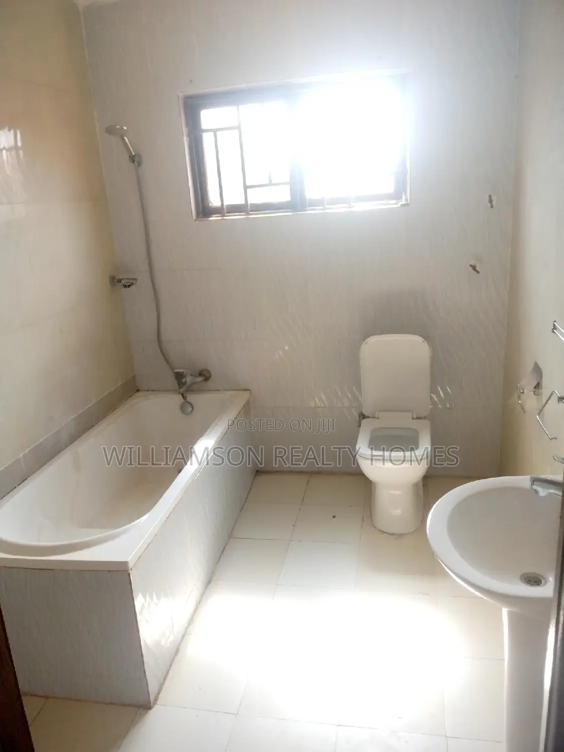 4bdrm House in Devtraco Estate, Spintex for rent