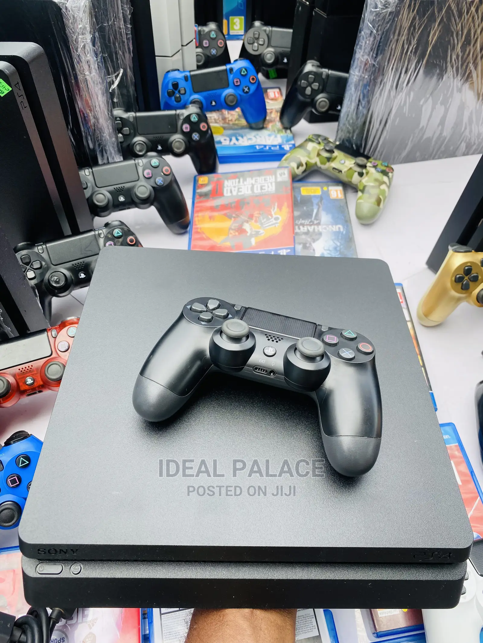 Playstation 4 Slim With 6 Games