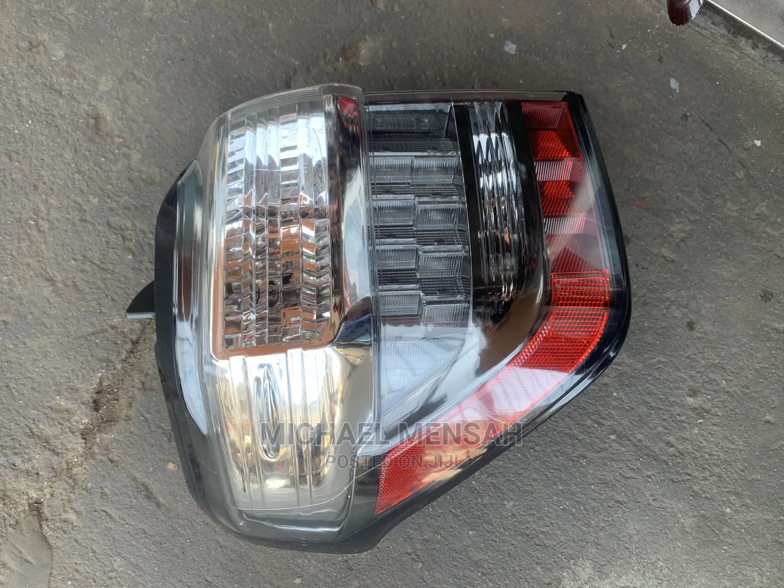 Toyota 4runner Tail Light