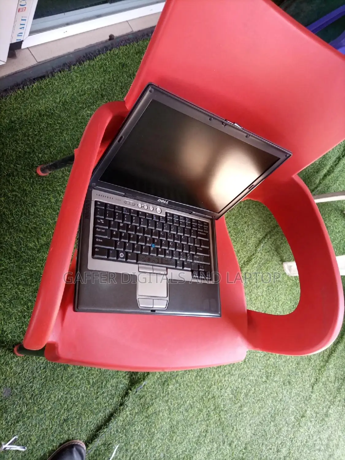 New Laptop Dell Latitude Z600 4GB Intel Core 2 Duo HDD 160GB