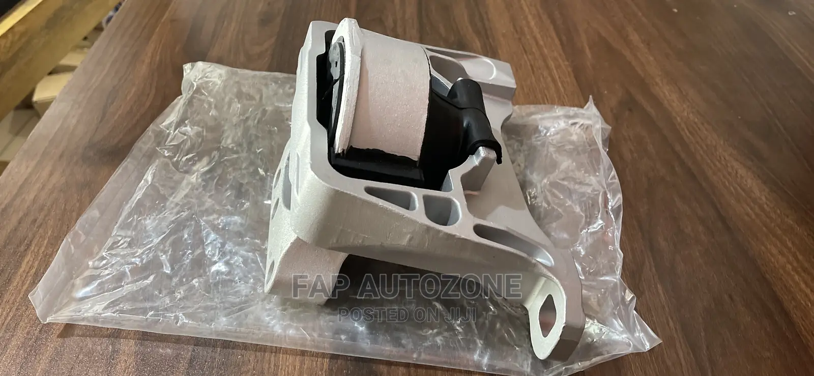 Original SKF Engine Seat From USA. Skma 5631