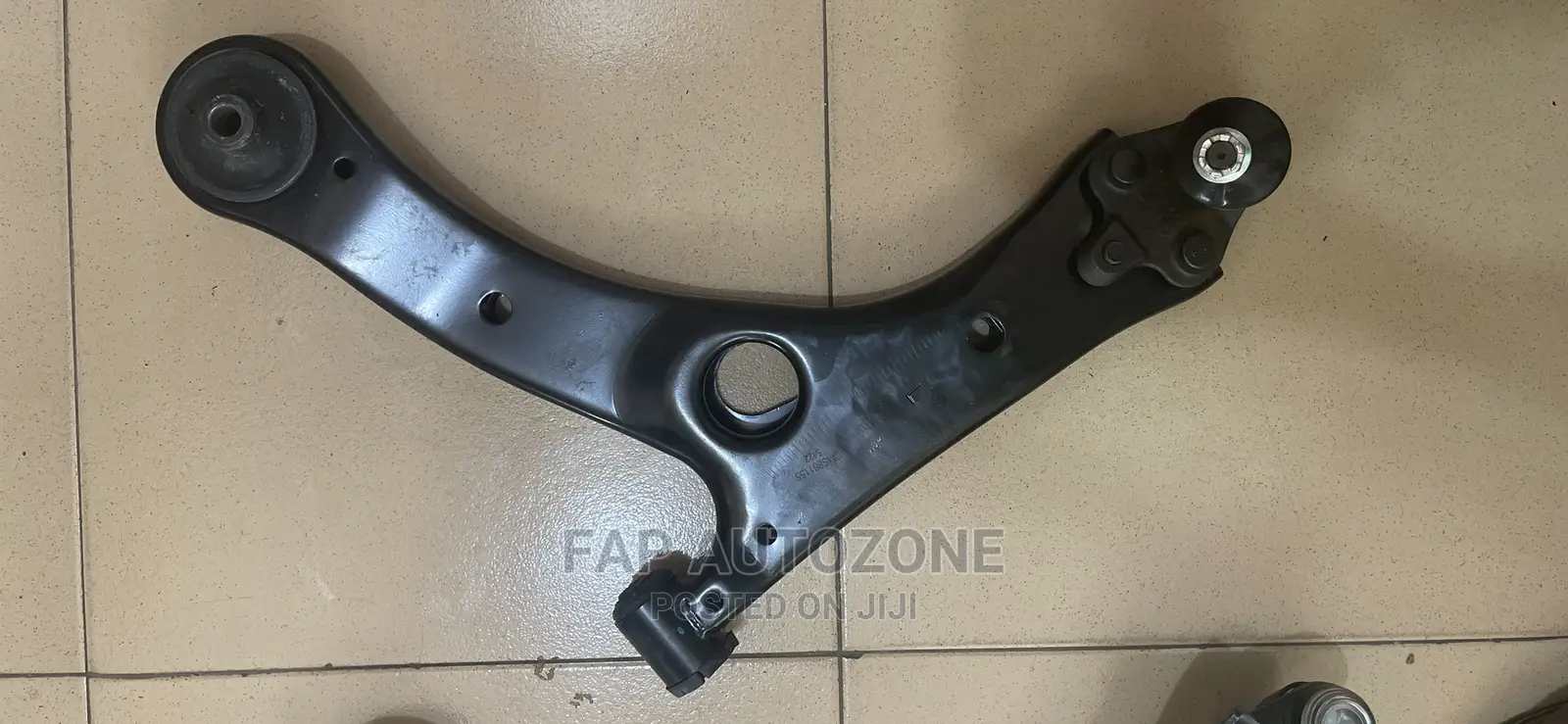 0352/0353. Corolla; Matrix. Control Arm From Usa. Cms86193