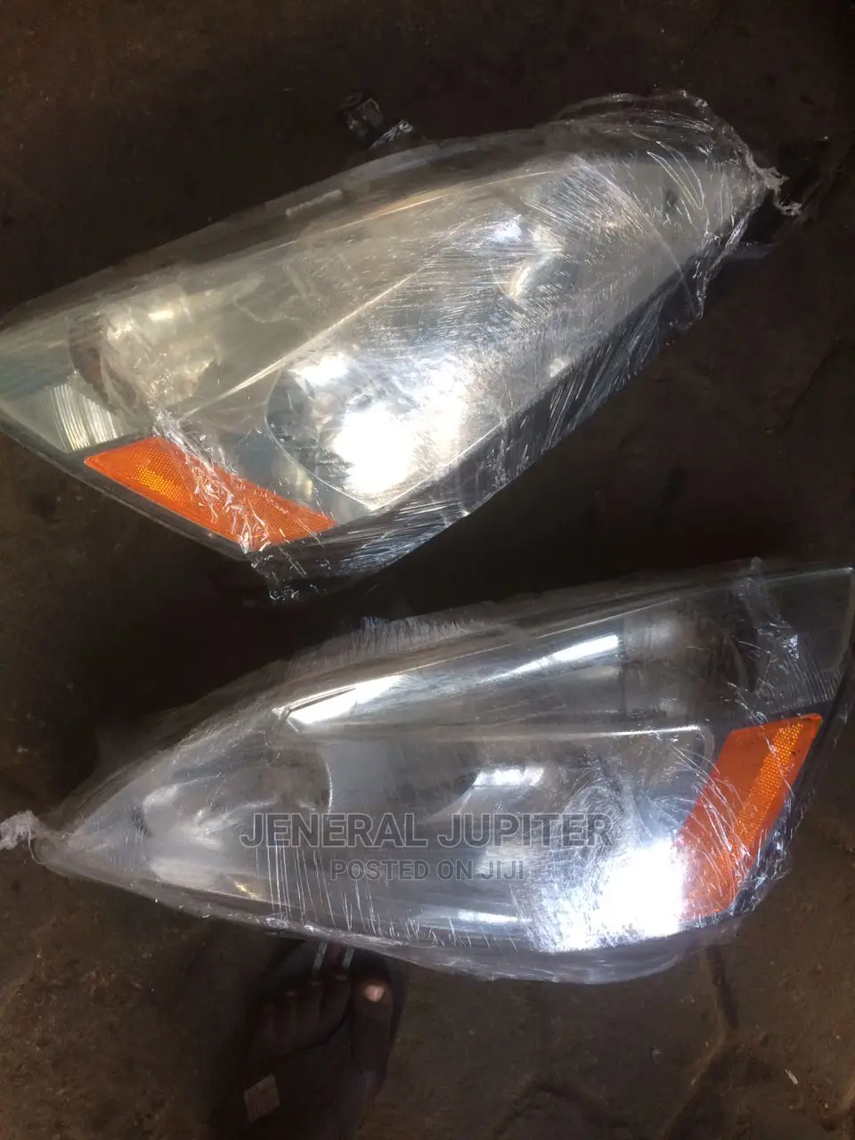 Honda Accord 2004 Headlight.