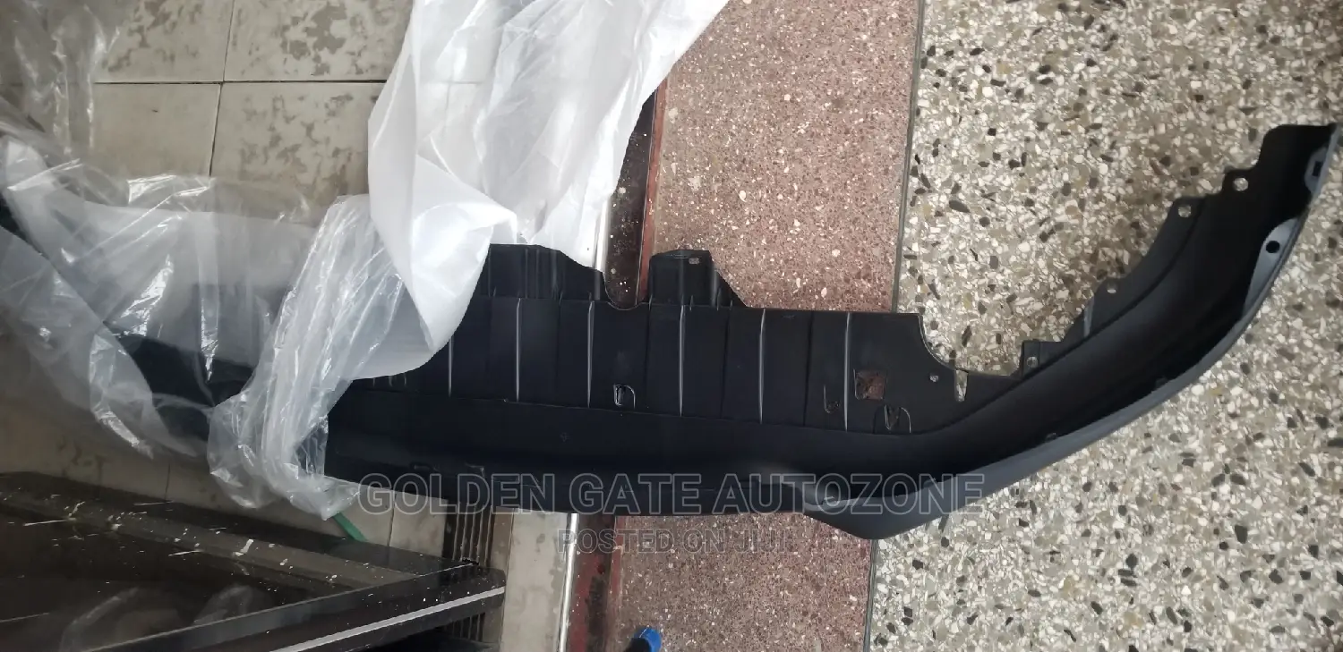 Honda Hrv 2016 Front Bumper Upper And Lower