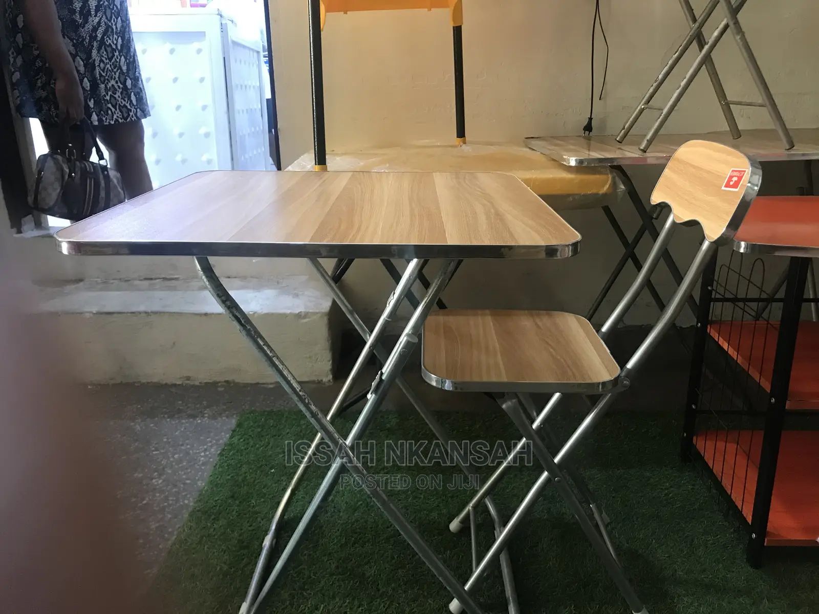 Foldable Table