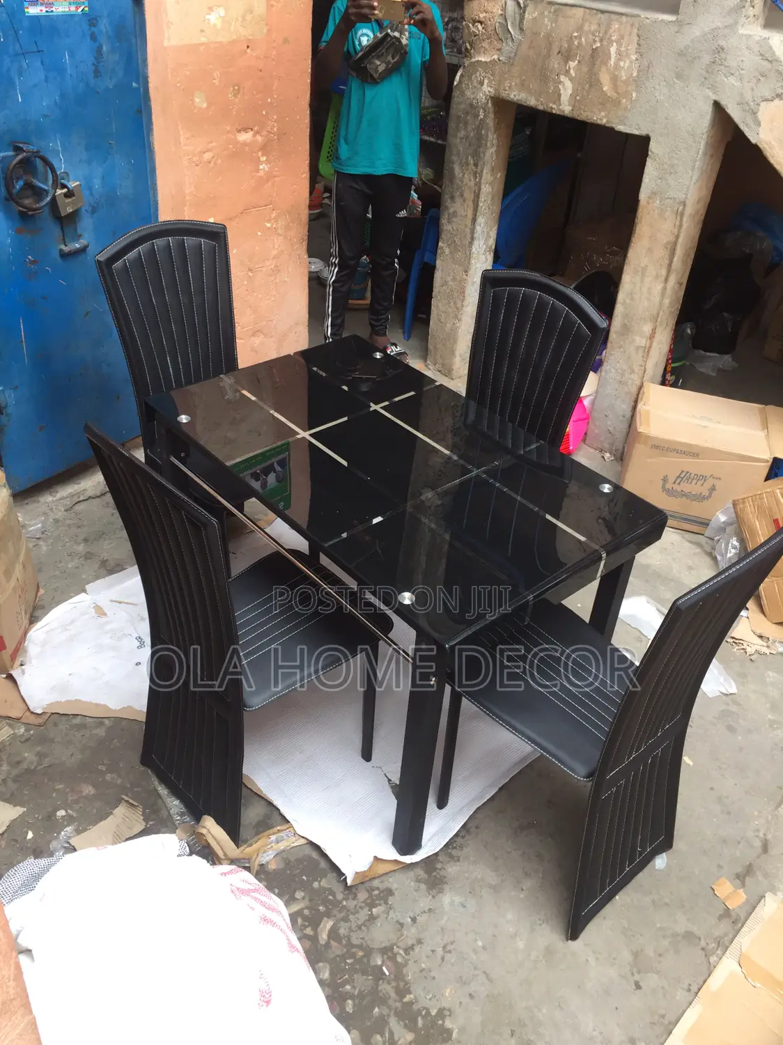 Dining Set (4 Chairs)