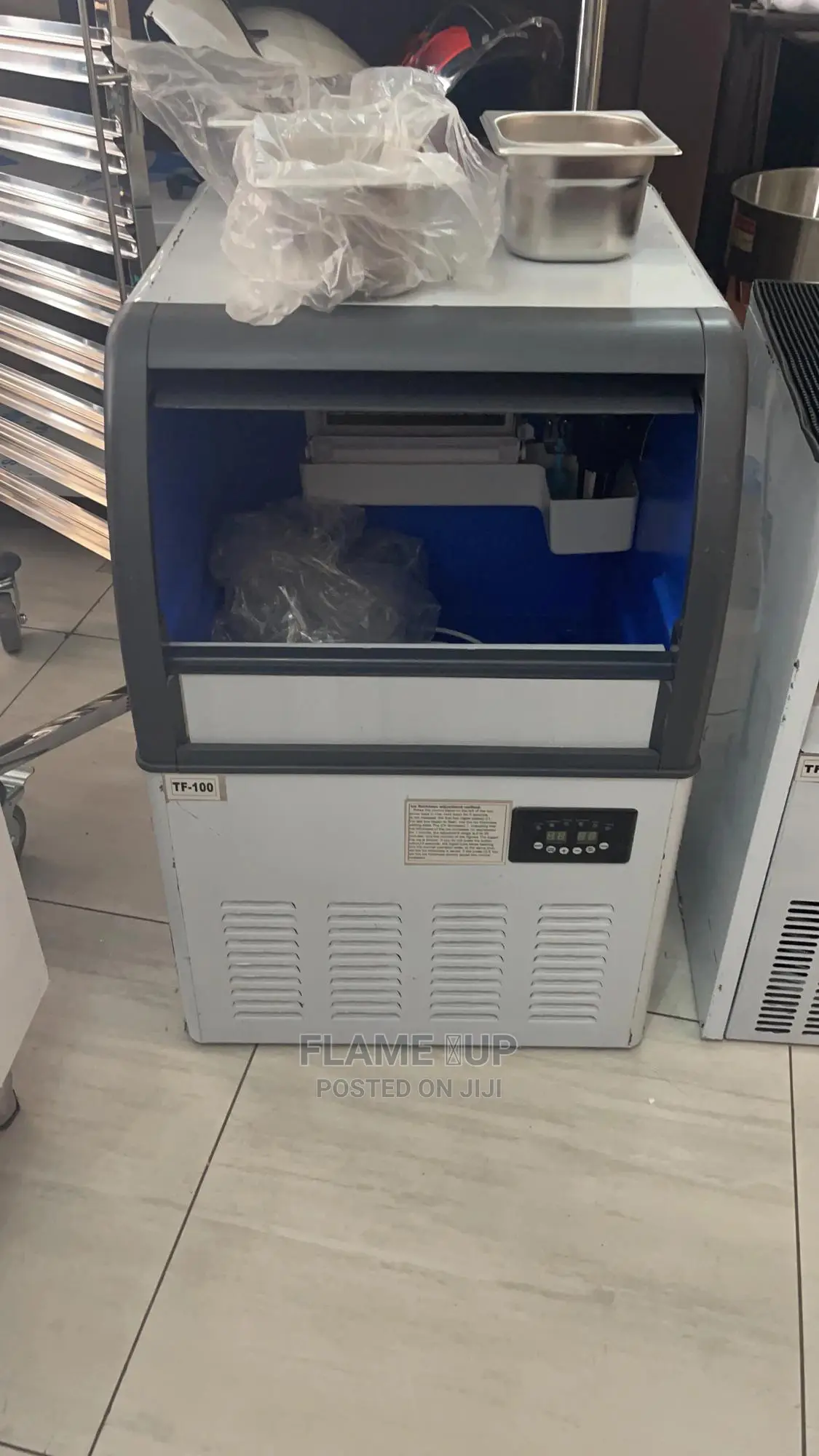 Ice Cube Machine