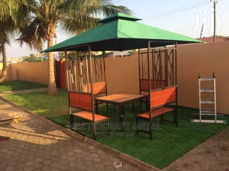 Canopy With Seats Table / Metal Gazebo