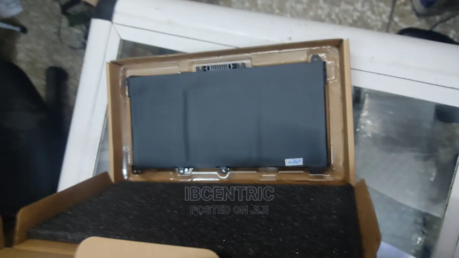 Rechargeable Li-on Battery