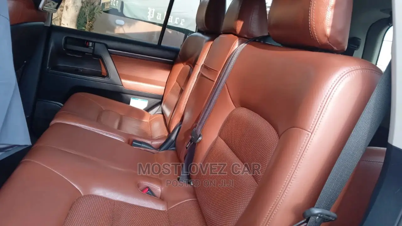Ghana Car Rental Services. Landcruisers V8 for Rent in Gh