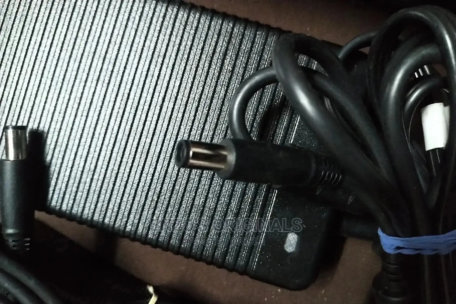 Alienware Charger Dell Precision Charger 210watts Original