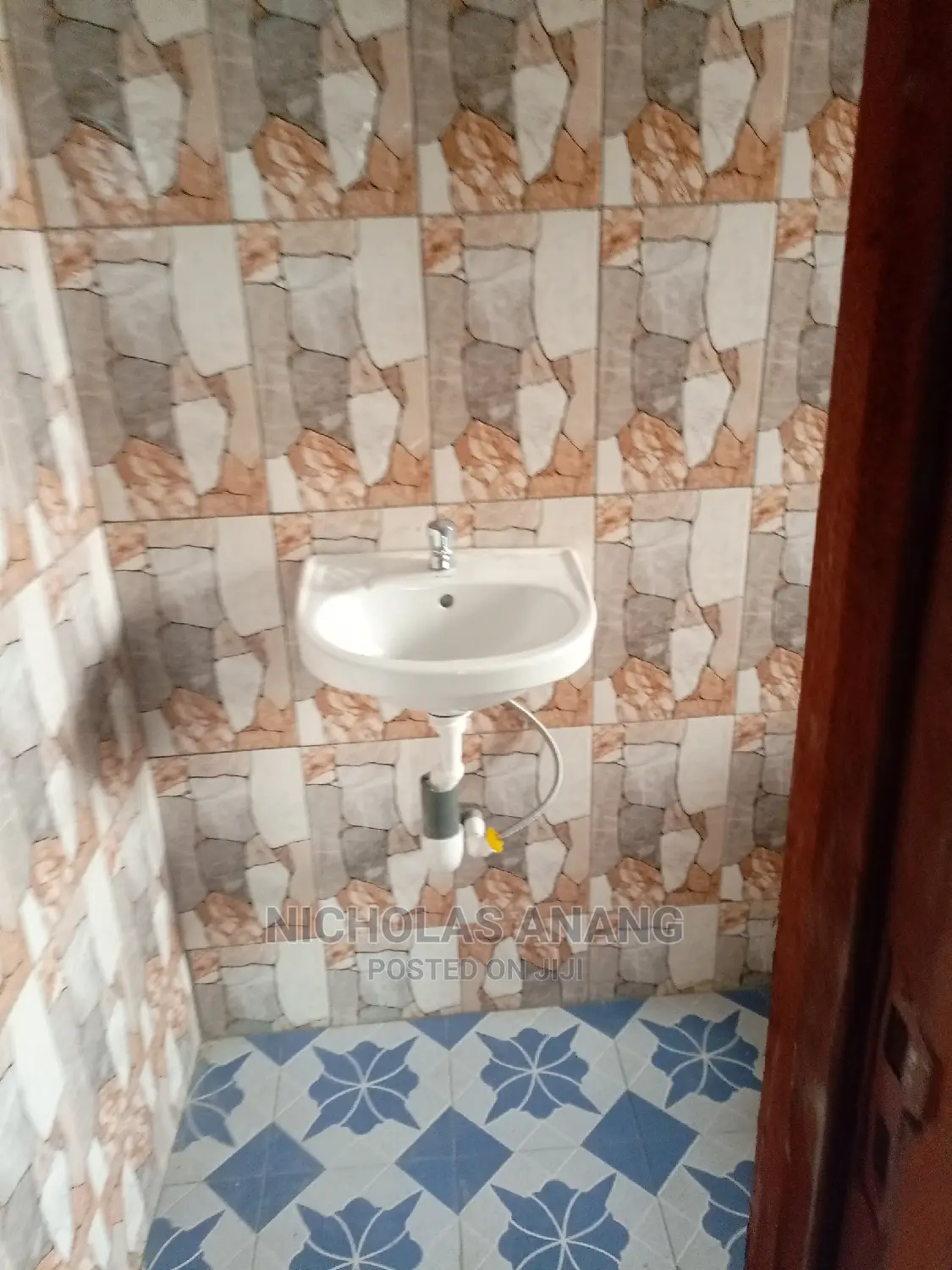 1bdrm House in Universal Oil, Teshie for rent