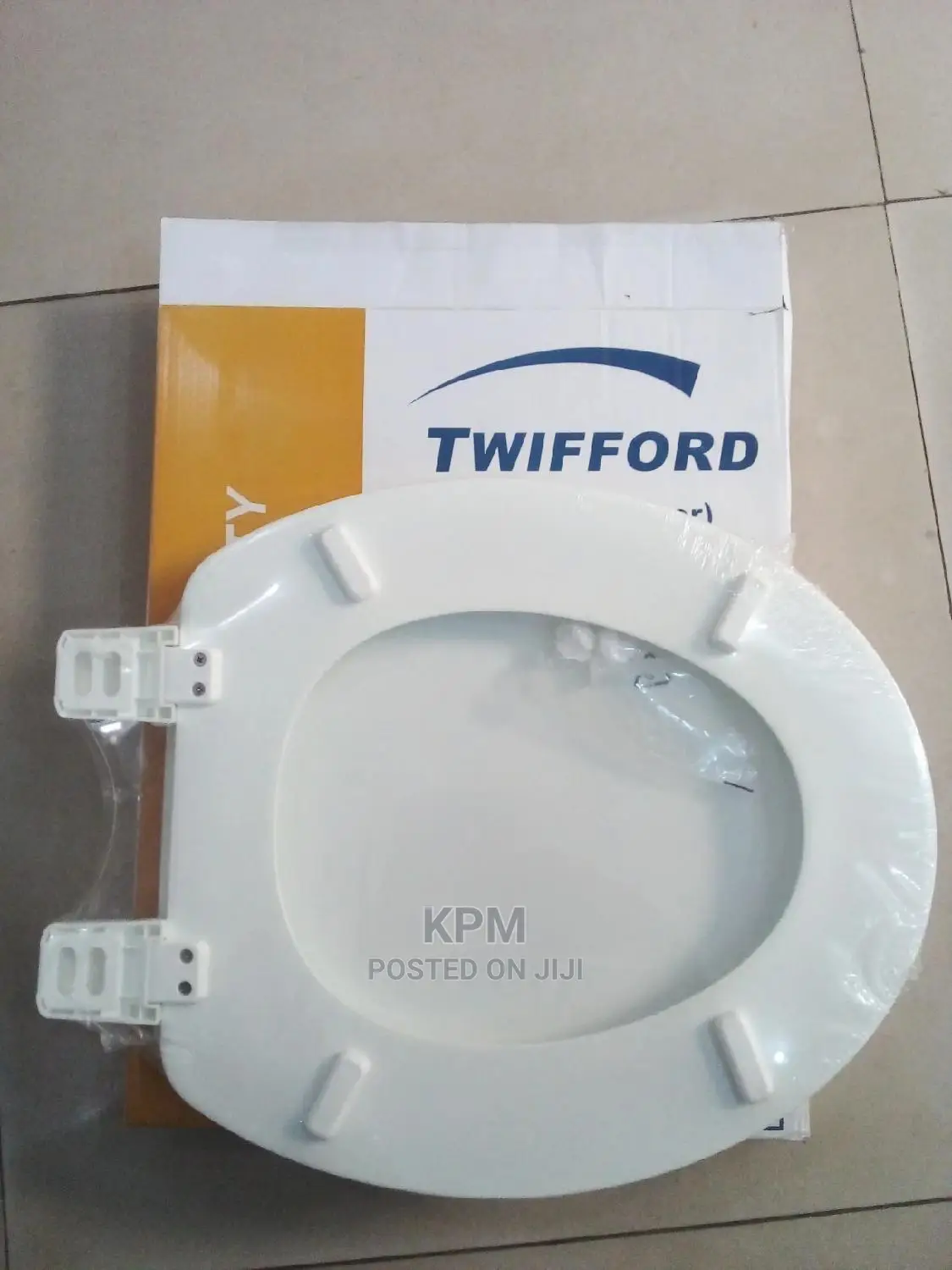 Twyford Heavy Wooden Seat Cover