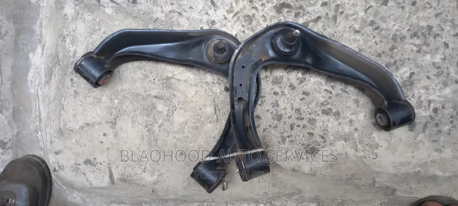 Nissan Pathfinder/Navara 2005-2012 UPPER ARM Pair Available