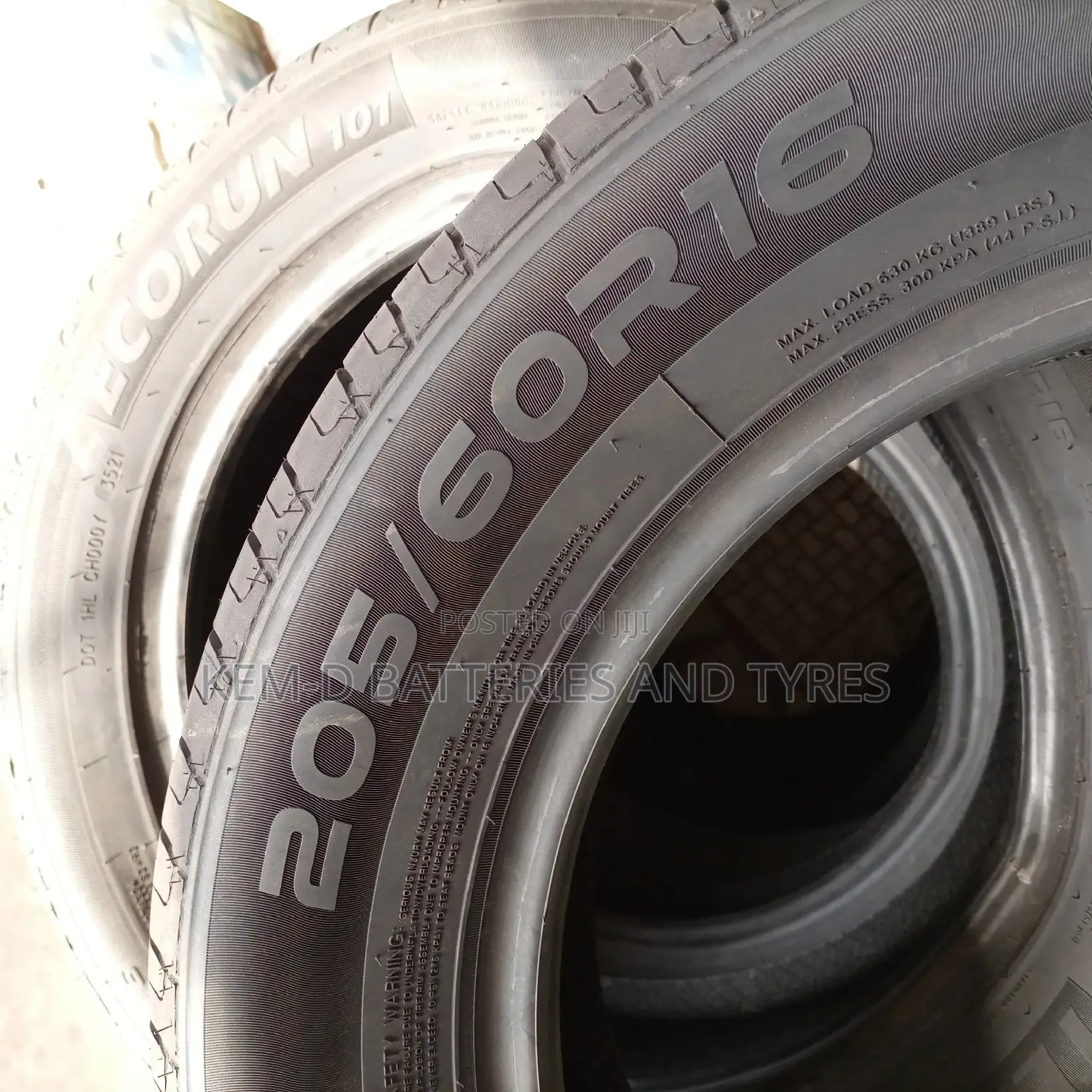 205/60r16 Compasal Tire Tyre
