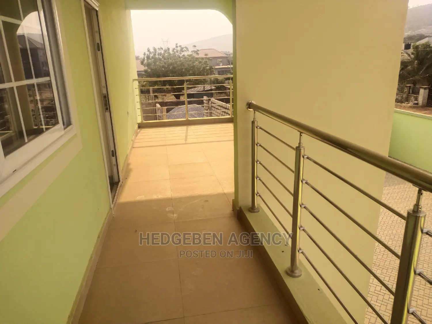 3bdrm Duplex in Adenta for rent