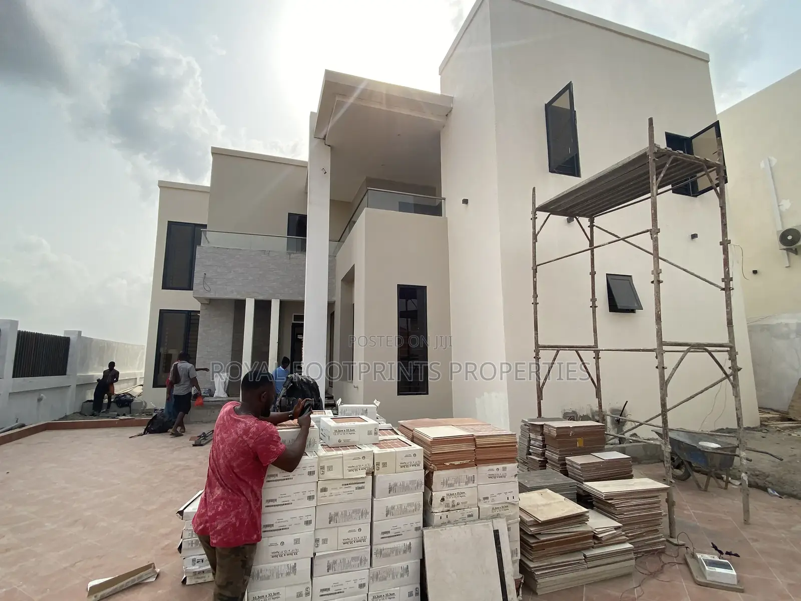 4bdrm House in Lake Side Estate for sale