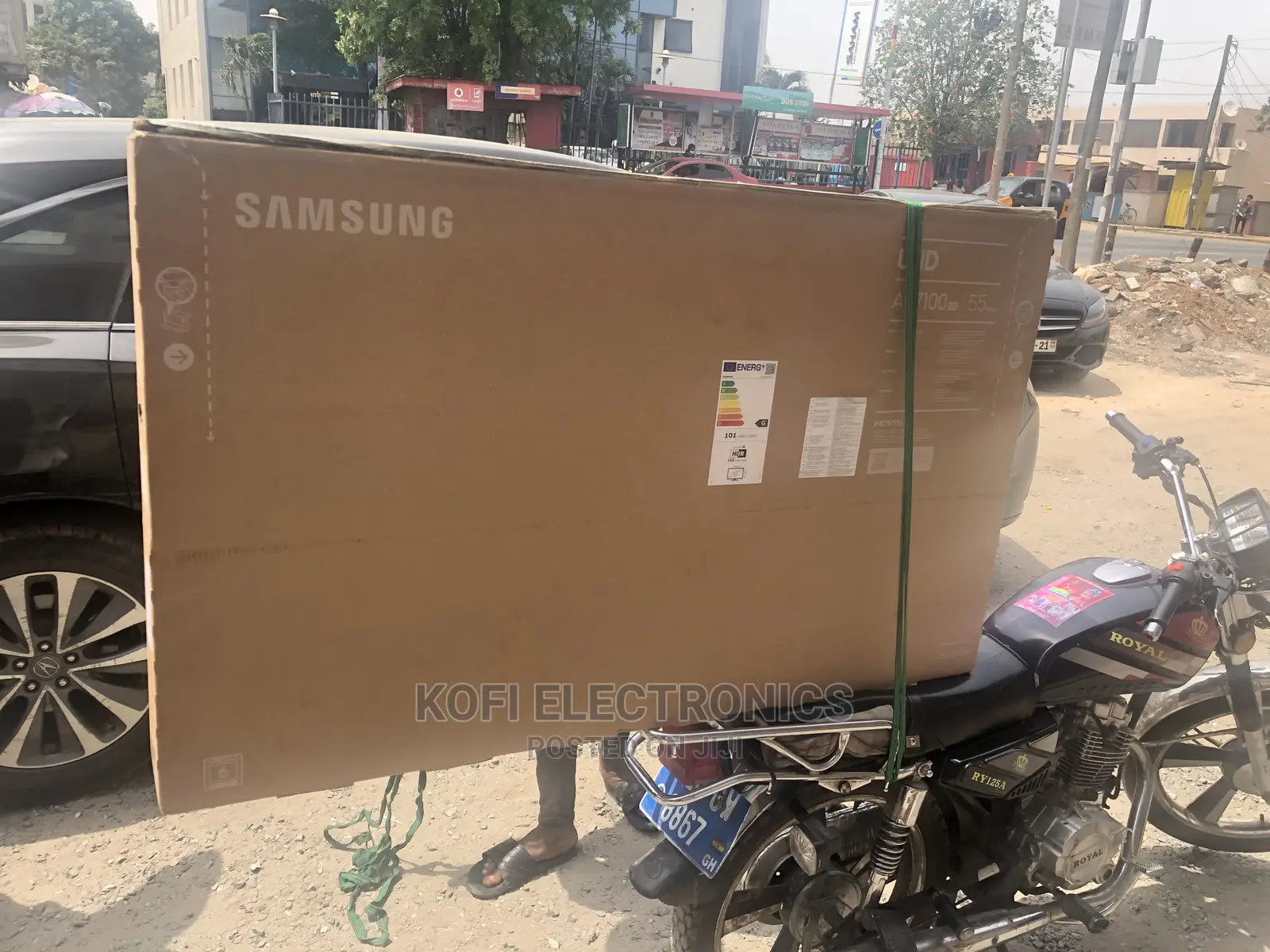 Cool Crystal Samsung Smart 55inches UHD 55AU7100 (2021)