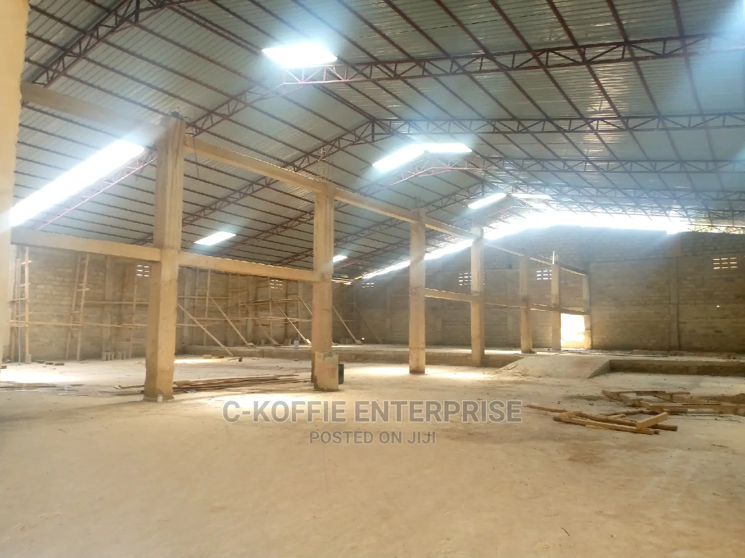 1400 SQM WAREHOUSE at North Kaneshie