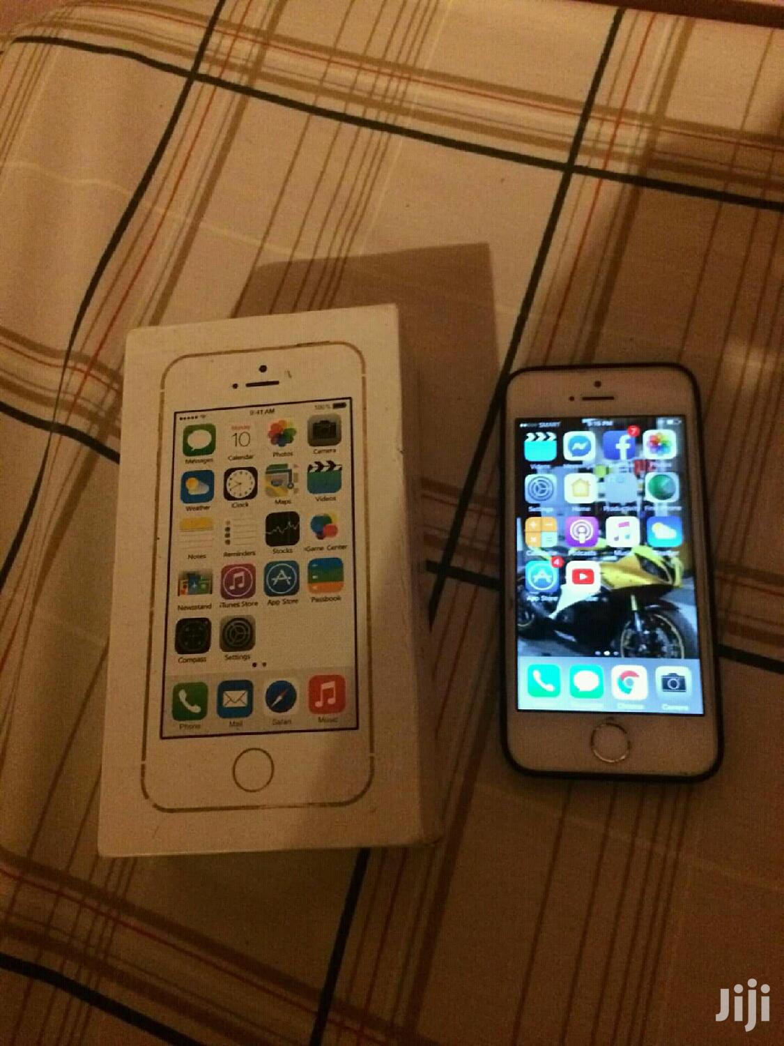 New Apple iPhone 5s 16 GB