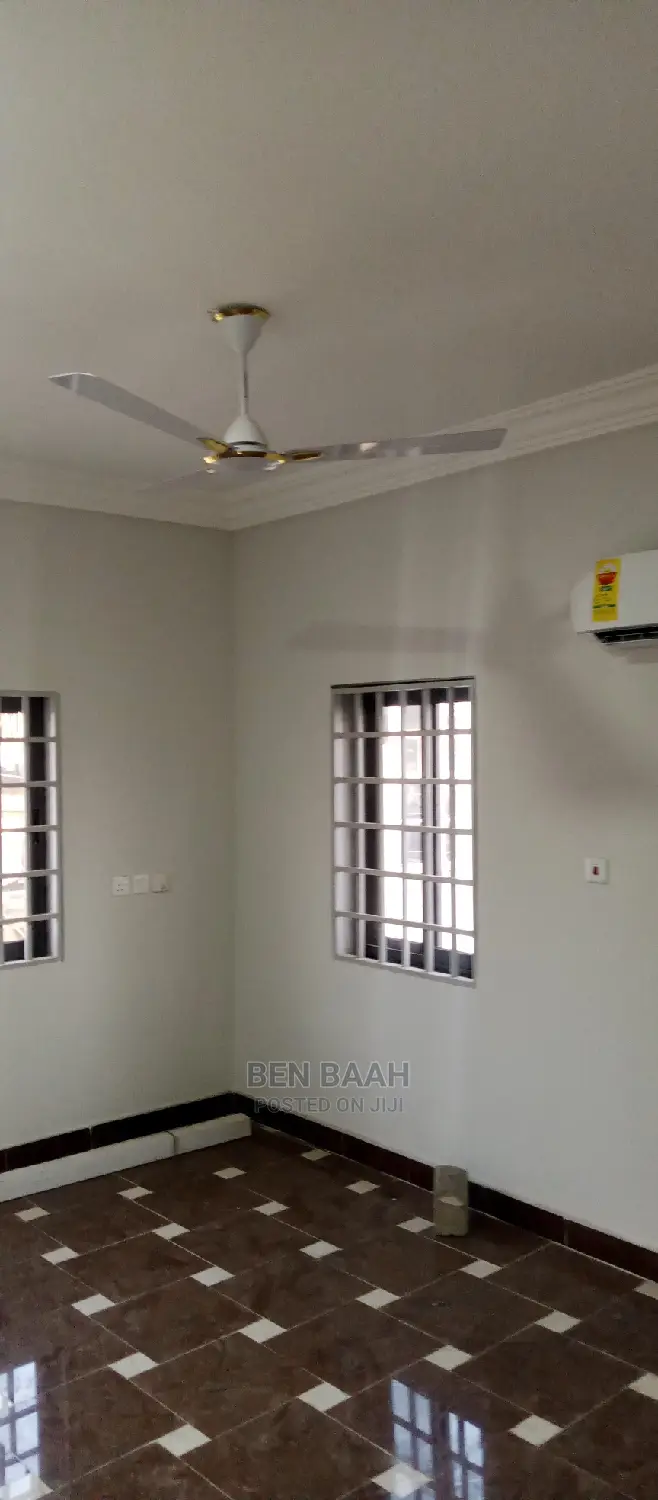 2bdrm Apartment in Ben Properties, School Area for rent
