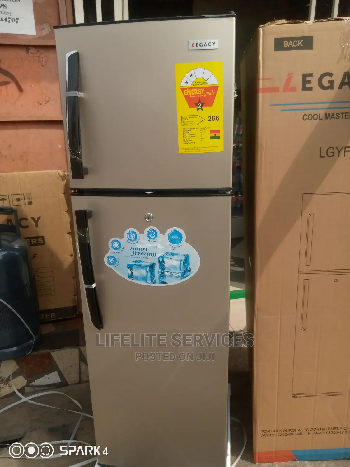 Fridge With Handle(Legacy 168)