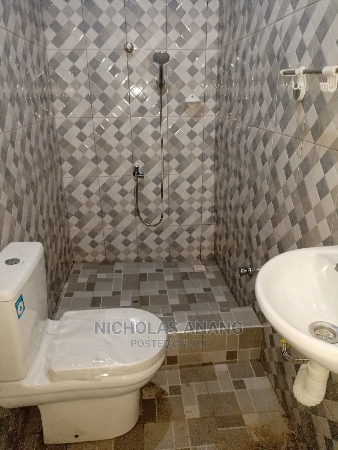 1bdrm House in The Dorns Properties, New Town for rent