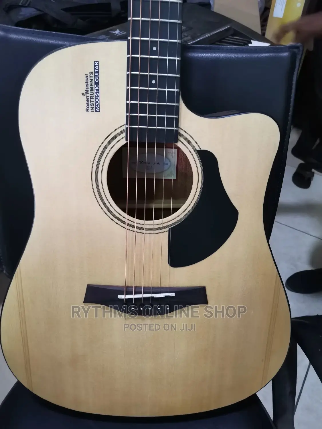 Acoustic Guitar (Rosen)