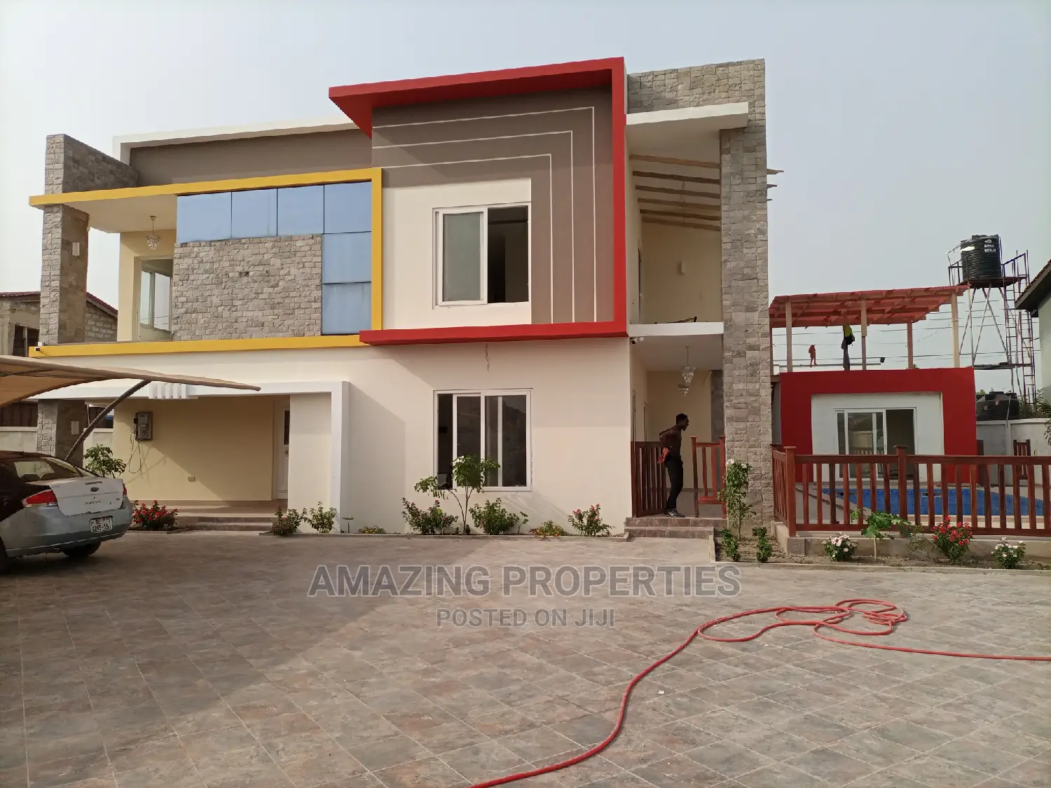 5bdrm House in Spintex Community for Sale