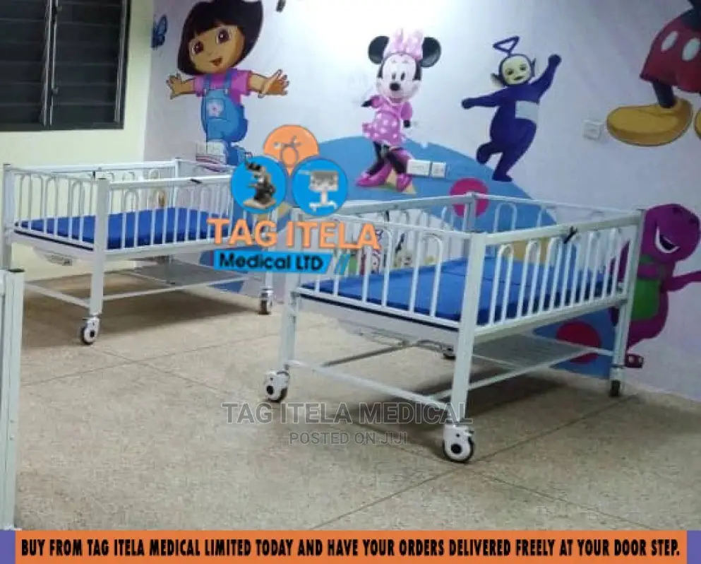 Hospital Children's Bed (Medium Size)
