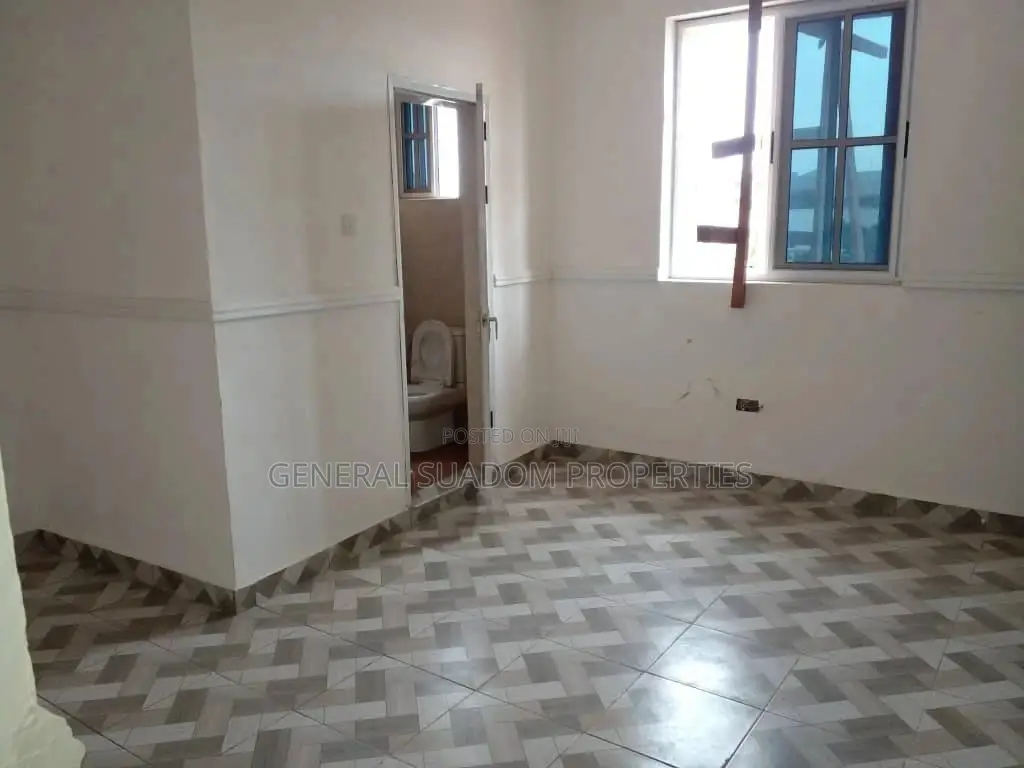 2bdrm Apartment in Suadom Properties, Coca Cola for rent