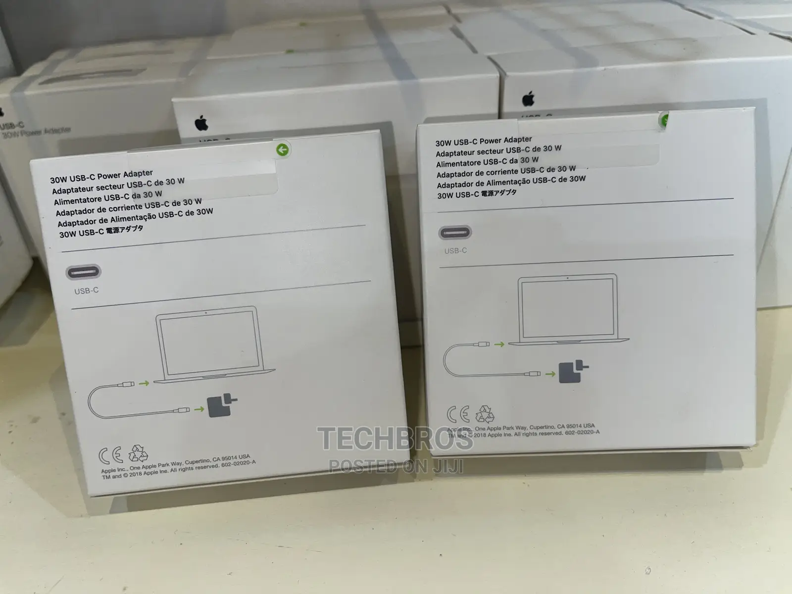 30W Macbook Air USB C Power Adapter