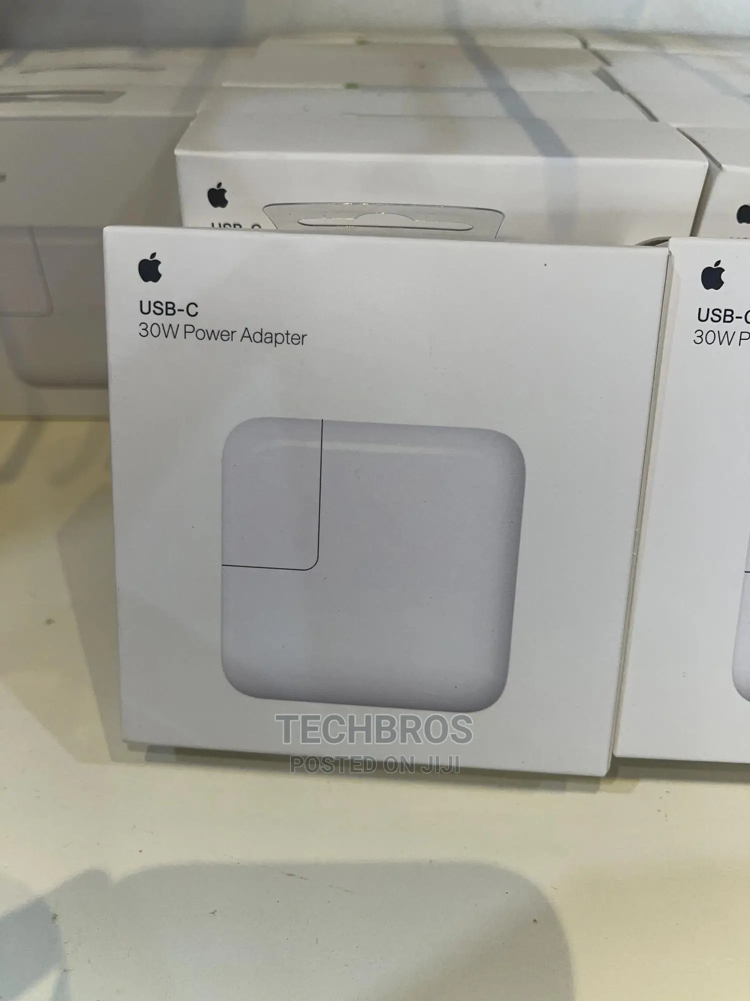 30W Macbook Air USB C Power Adapter