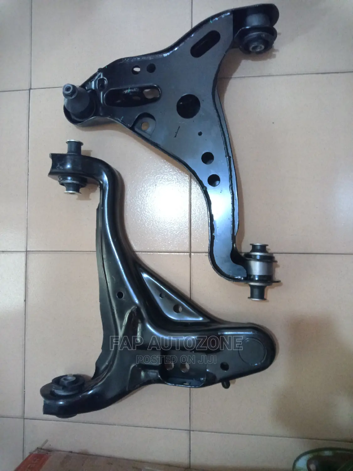 0595/0596. Ford Explorer. Lower Arm From Usa. Gk80720