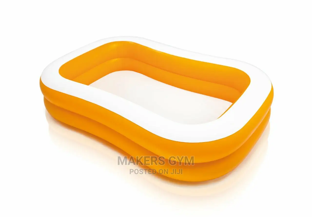 Swimming Pool (Center Family)