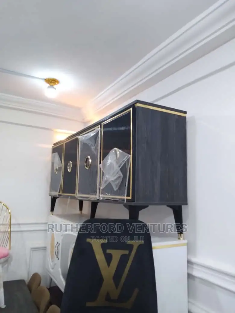 Quality TV Stand