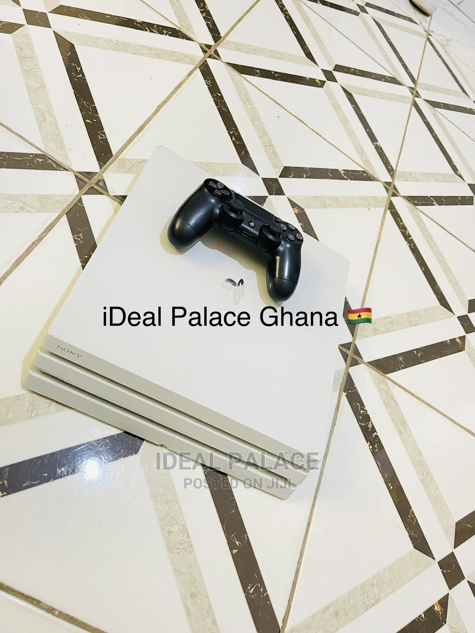 Playstation 4 Pro Limited White Edition