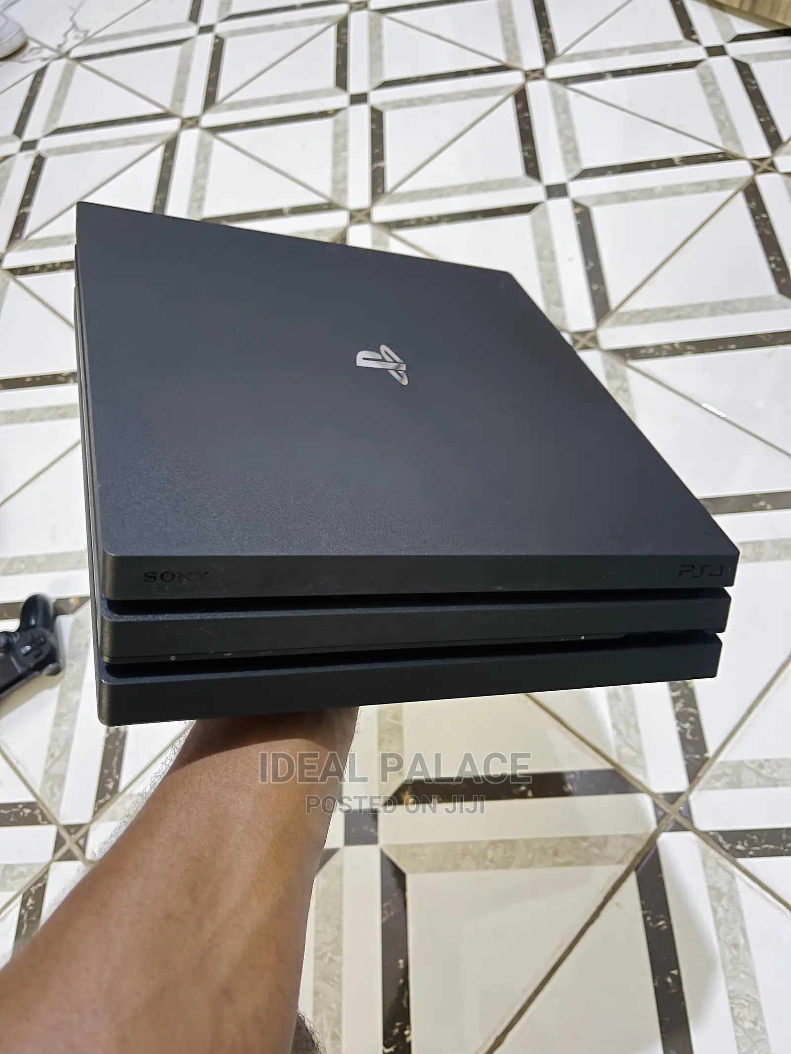 Playstation 4 Pro With 6 Games