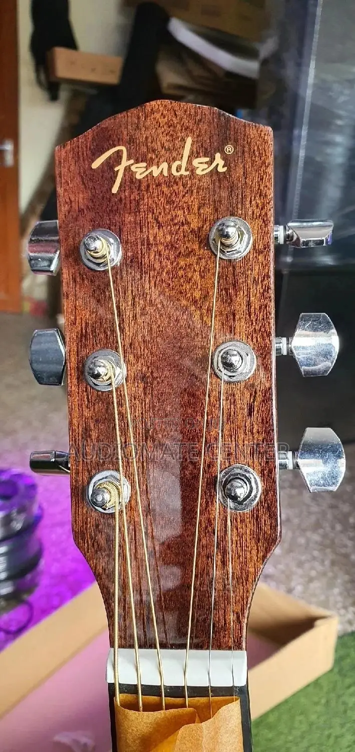 Fender Semi Acostic