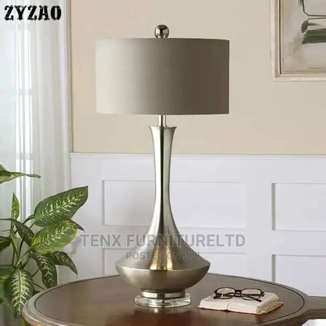 Desk/Bed Royal Lamp