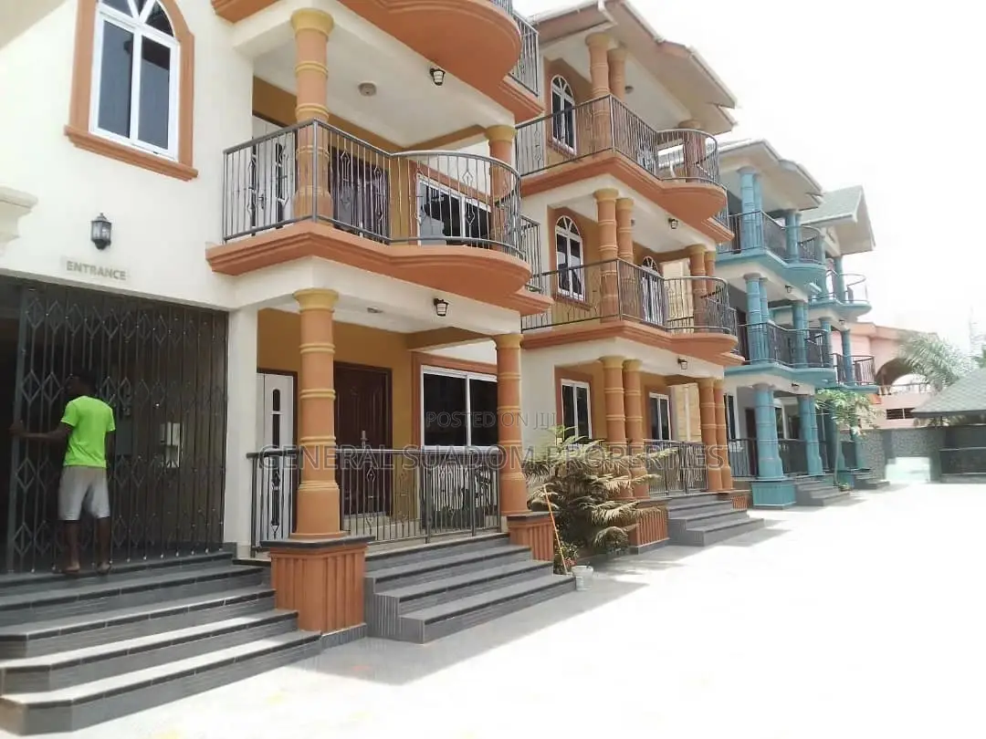 Furnished 3bdrm Apartment for rent