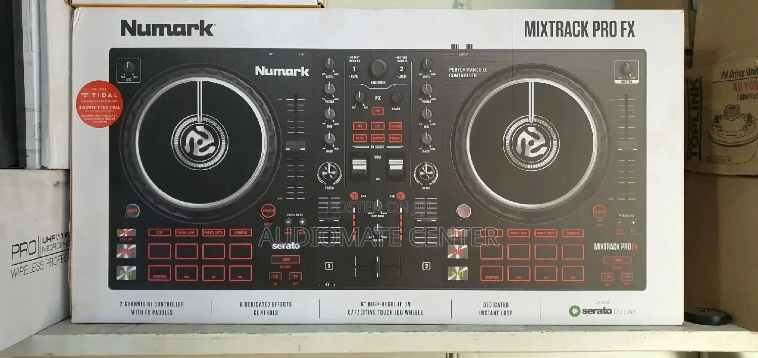 Numark Mixtrack PRO FX
